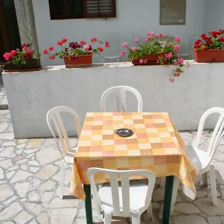 With A Parking Space - 2751 Apartment Omis