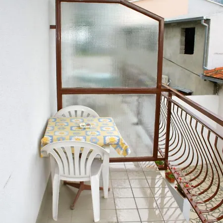 With A Parking Space - 2751 Omis
